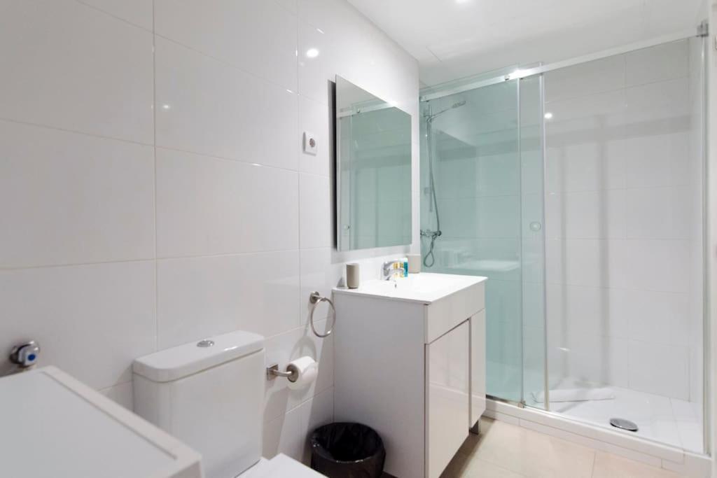 マドリードBeautiful Flat A Stone'S Throw From The Retiro-Villアパートメント エクステリア 写真