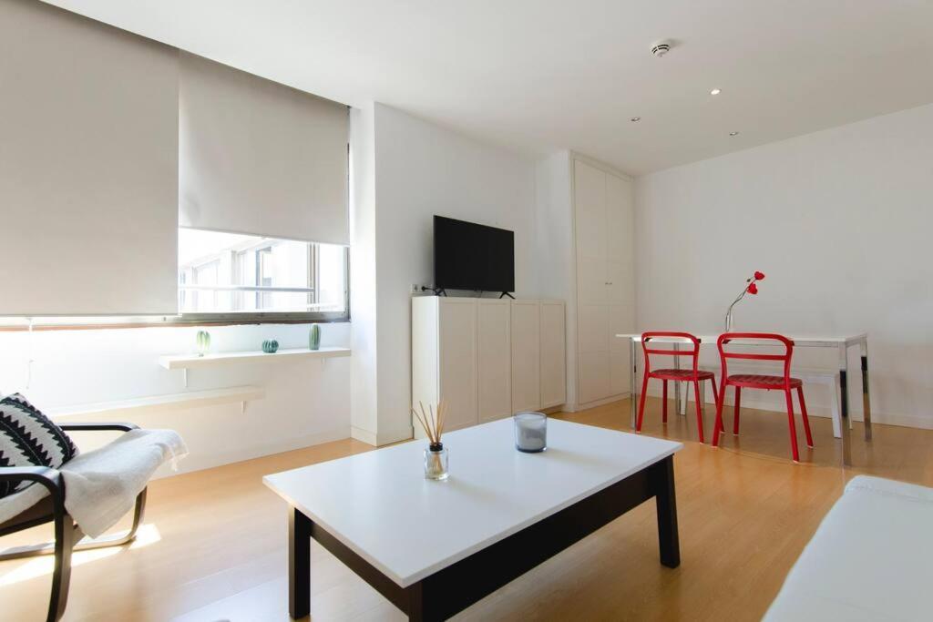 マドリードBeautiful Flat A Stone'S Throw From The Retiro-Villアパートメント エクステリア 写真