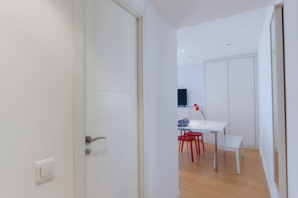 マドリードBeautiful Flat A Stone'S Throw From The Retiro-Villアパートメント エクステリア 写真