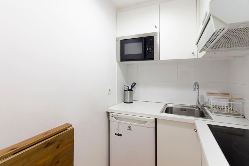 マドリードBeautiful Flat A Stone'S Throw From The Retiro-Villアパートメント エクステリア 写真